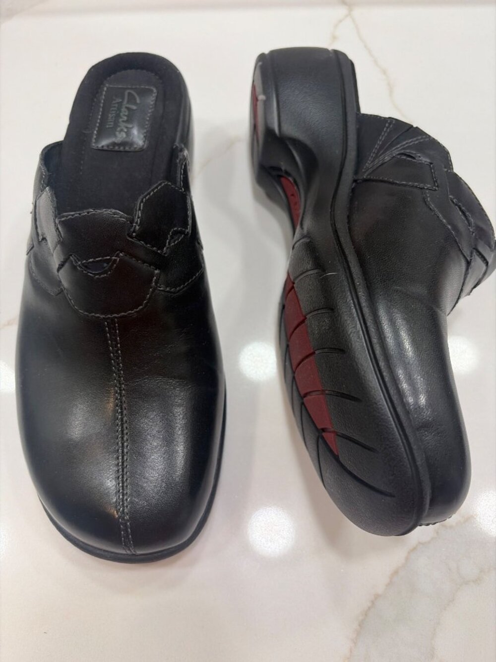 NWOB Clarks Artisan Black Leather Clog Mules Size 9 Comfort Dressy Casual